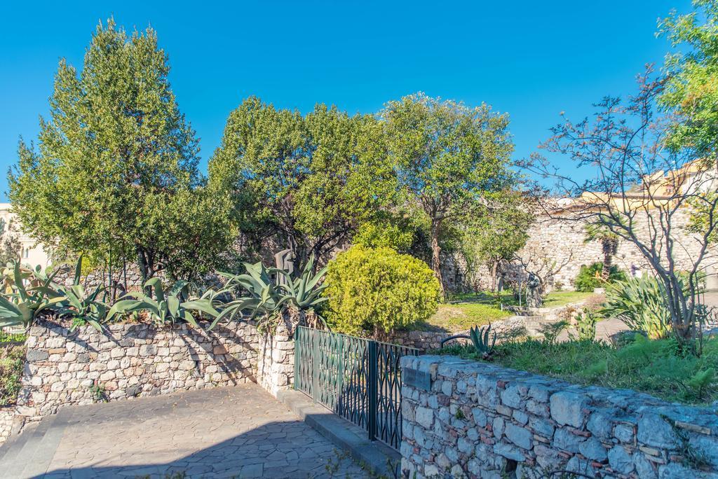 ホテルTaormina Duomo エクステリア 写真